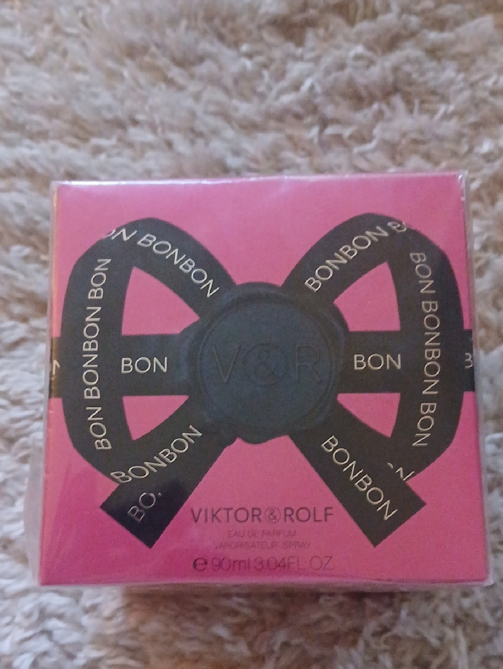 NWOT FLOWERBOMB BON BON